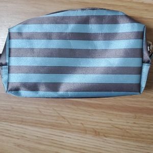 Thirty-one pouch new